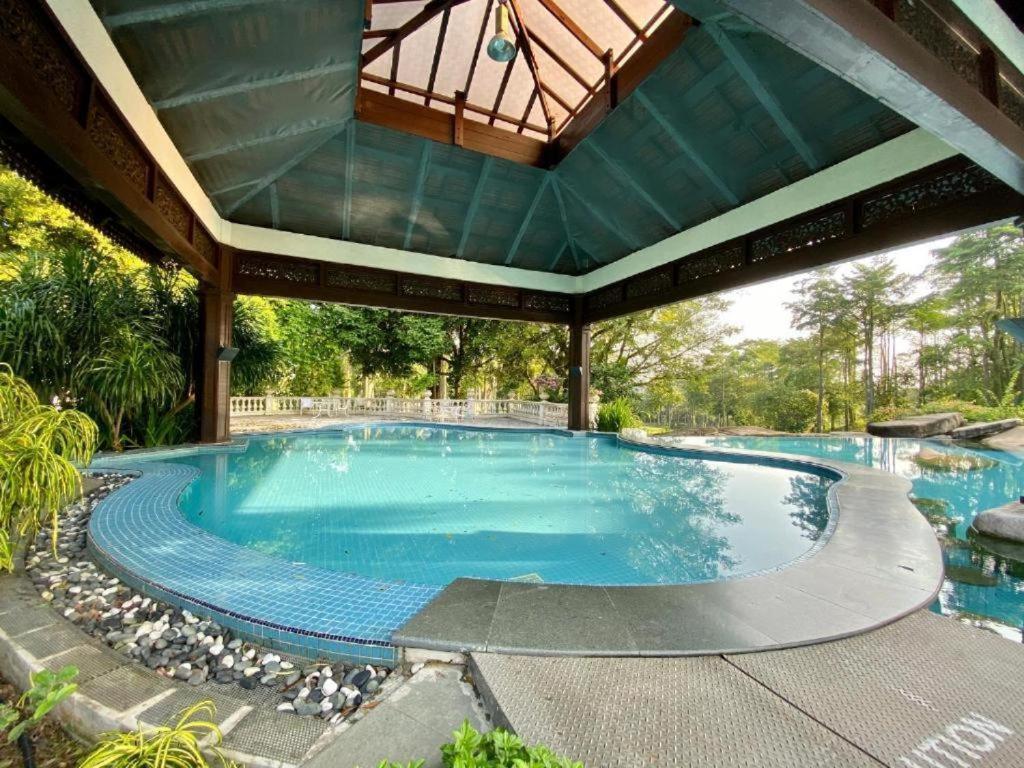 Pulai Spring Resort Kampung Kangkar Pulai Exterior photo